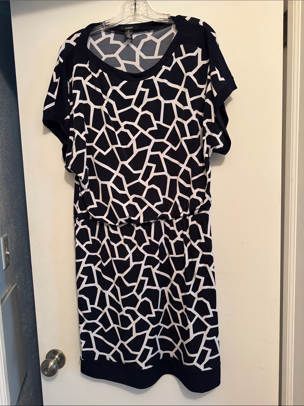 Alfani Black & White Geometric Print Midi Dress